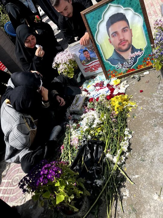 تصاویر/مراسم هفتم "خلبان شهید محمد رحیمیان" در گلزارشهدای اراک