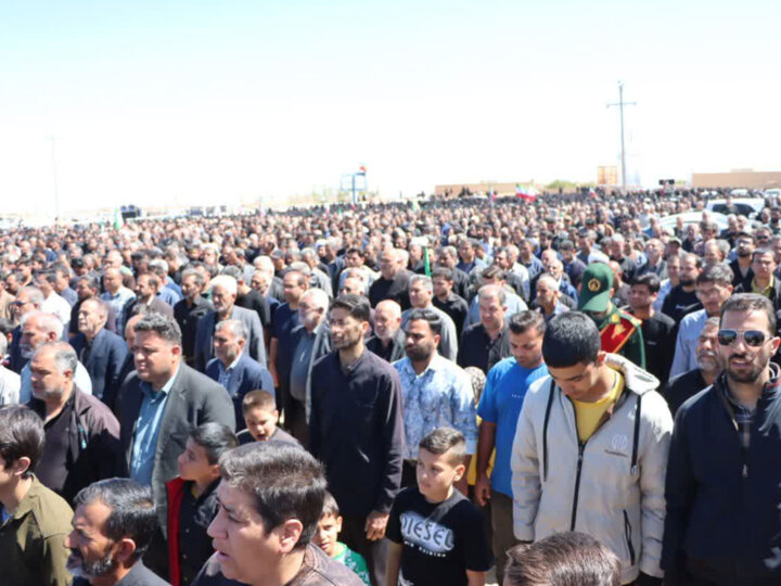 تصاویر/ تشییع و خاکسپاری شهید ابوالفضل کریمی در روستای هارونی