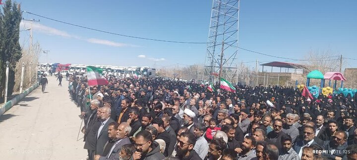 تصاویر/ تشییع شهید عبدالرضا ابولی پناه در تفت و زادگاهش روستای رحیم آباد