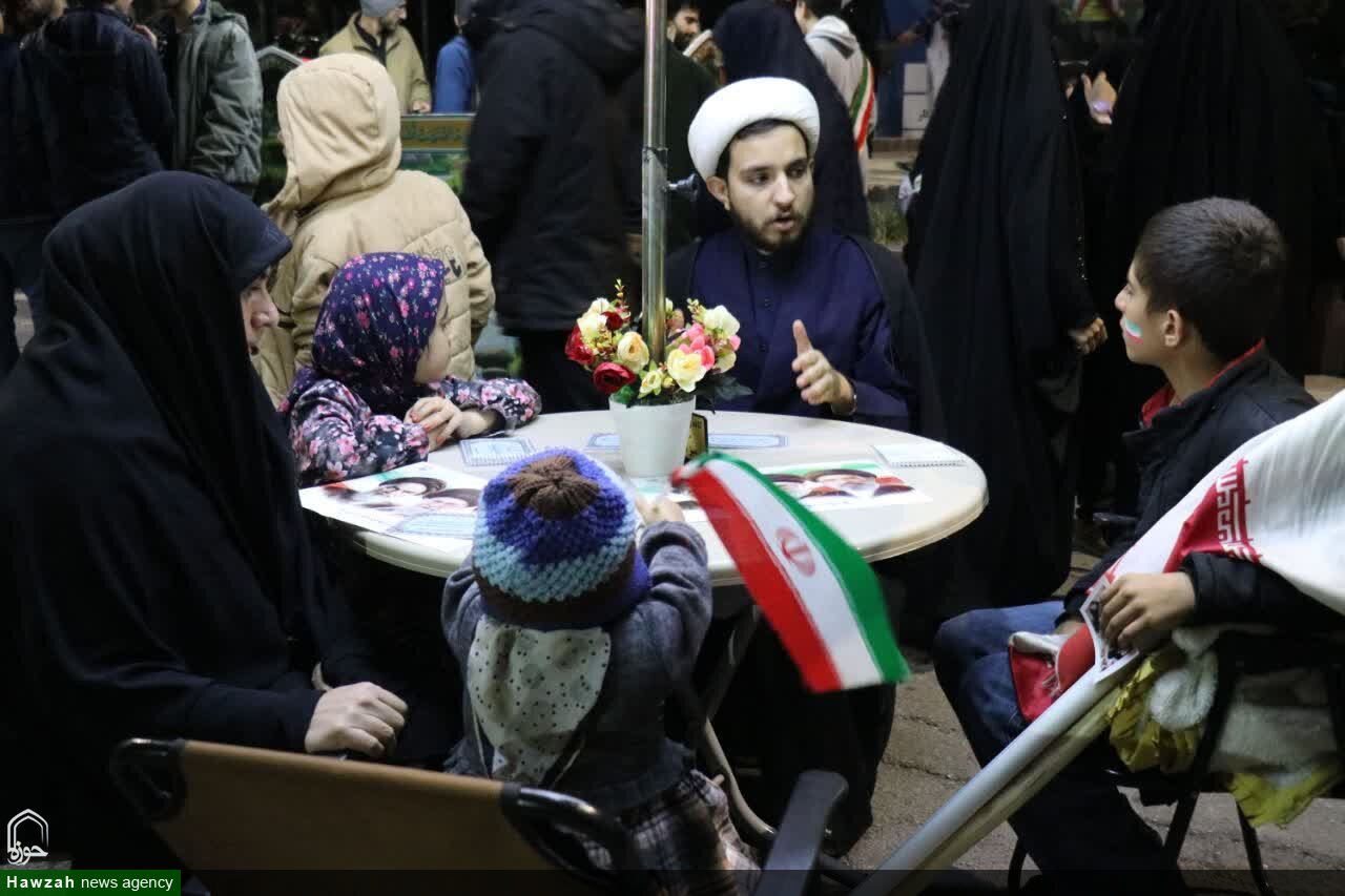 تصاویر/ کافه رستوران قرآنی در میدان کوثر کرمان