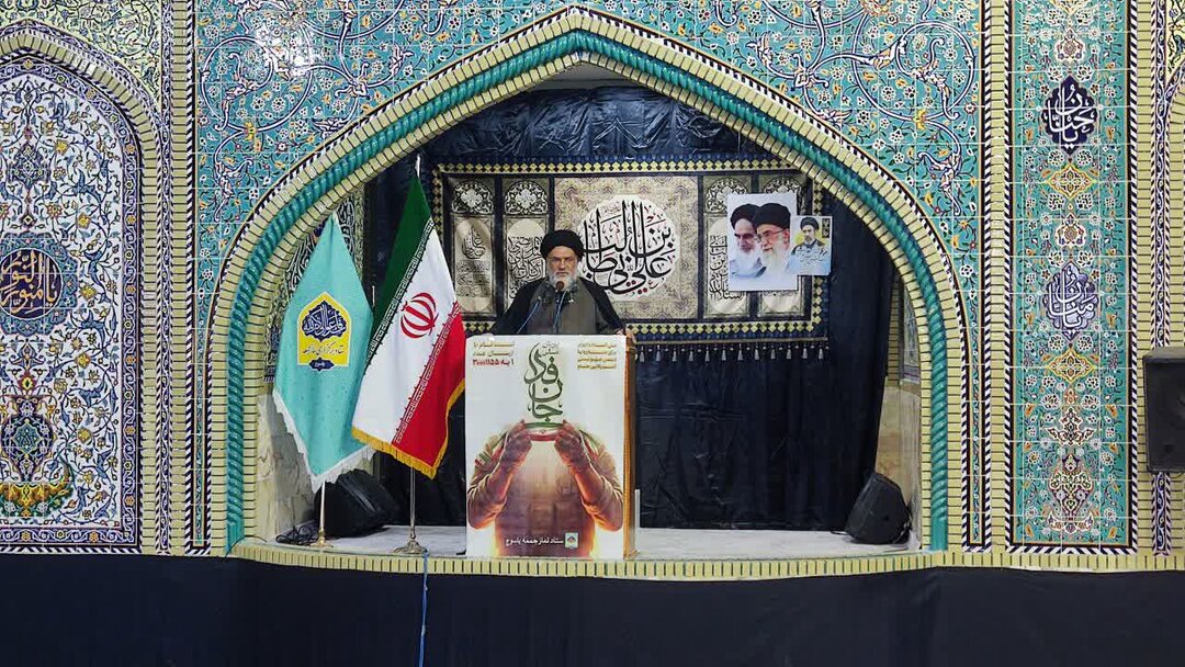 ملت ایران در برابر تهدیدها ایستادگی کرده و تسلیم‌ناپذیر است