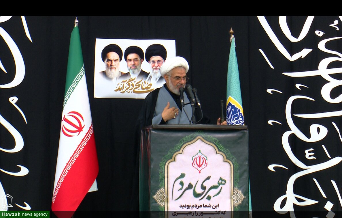 تنگه هرمز نماد امنیت و اقتدار ملی؛ ملت ایران در مقابل جهان کفر ایستاده است