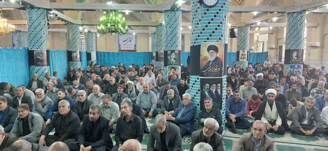 تصاویر/ اقامه نماز جمعه در شهر انار