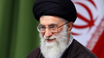 خون رهبر شهید، اتحاد و عزت ایران را زنده کرد