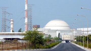 پرتابه دشمن آمریکایی به اطراف نیروگاه اتمی بوشهر اصابت کرد