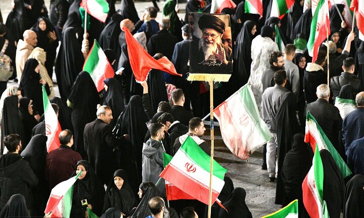 تصاویر/ اجتماع عاشقان حضرت عبدالعظیم(ع) در صحن امام حسن مجتبی(ع)