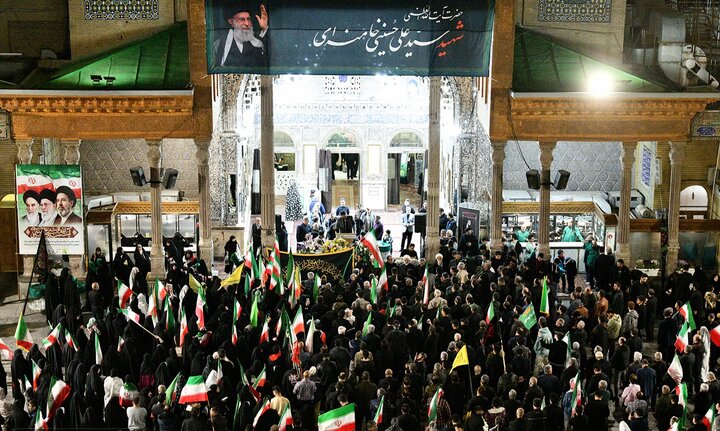 تصاویر/ اجتماع عاشقان حضرت عبدالعظیم(ع) در صحن امام حسن مجتبی(ع)