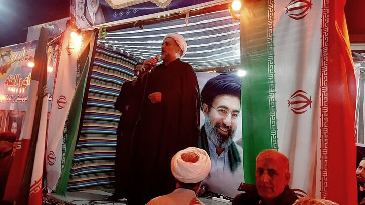 تصاویر/ تجمع مردم شاهین دژ در حمایت از نظام اسلامی در سی و چهارمین شب از شب های اقتدار