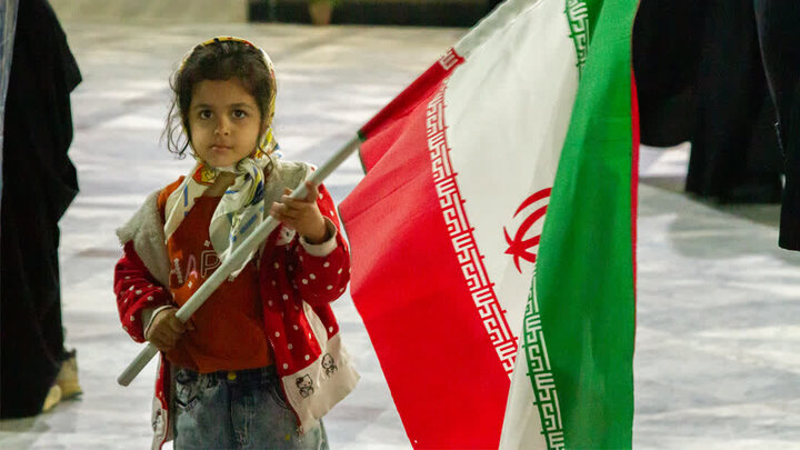 تجمع مردم انقلابی و شهید پرور آران و بیدگل در چهاردهمین روز از بهار
