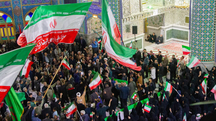 تجمع مردم انقلابی و شهید پرور آران و بیدگل در چهاردهمین روز از بهار
