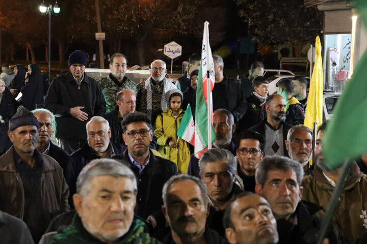 تصاویر/ استمرار حمایت های مردمی از نظام اسلامی و نیروهای مسلح در باروق