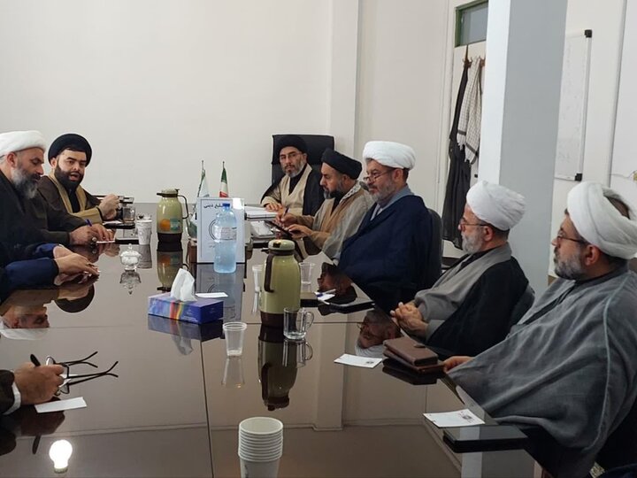 جلسه هم اندیشی اعضای قرارگاه تبلیغ دینی شهرستان آمل