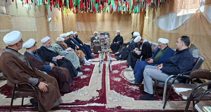 نشست مدیران مدارس علمیه چهارمحال و بختیاری در شرایط جنگی