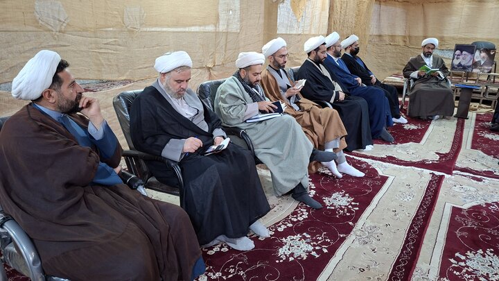 نشست مدیران مدارس علمیه چهارمحال و بختیاری در شرایط جنگی