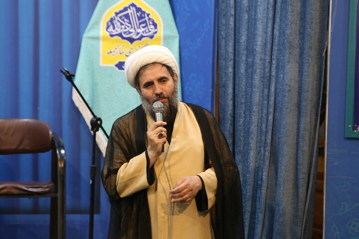 تصاوبر / تجمع روحانیون و امامان جماعت مساجد اصفهان دربیعت با رهبری معظم انقلاب