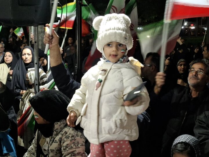 فیلم | سی و پنجمین شب از موج پرشور مردمی ، ولایی ؛شهید پرور دارالمومنین کاشان