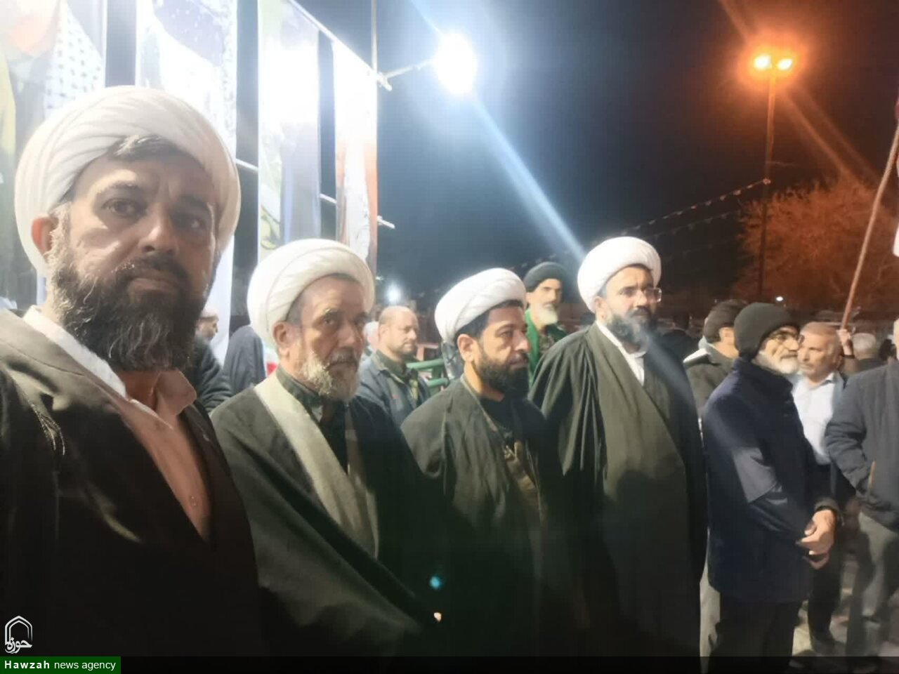 حضور جانشین مدیر حوزه علمیه اصفهان در مواکب و تجمعات مردمی سطح شهر