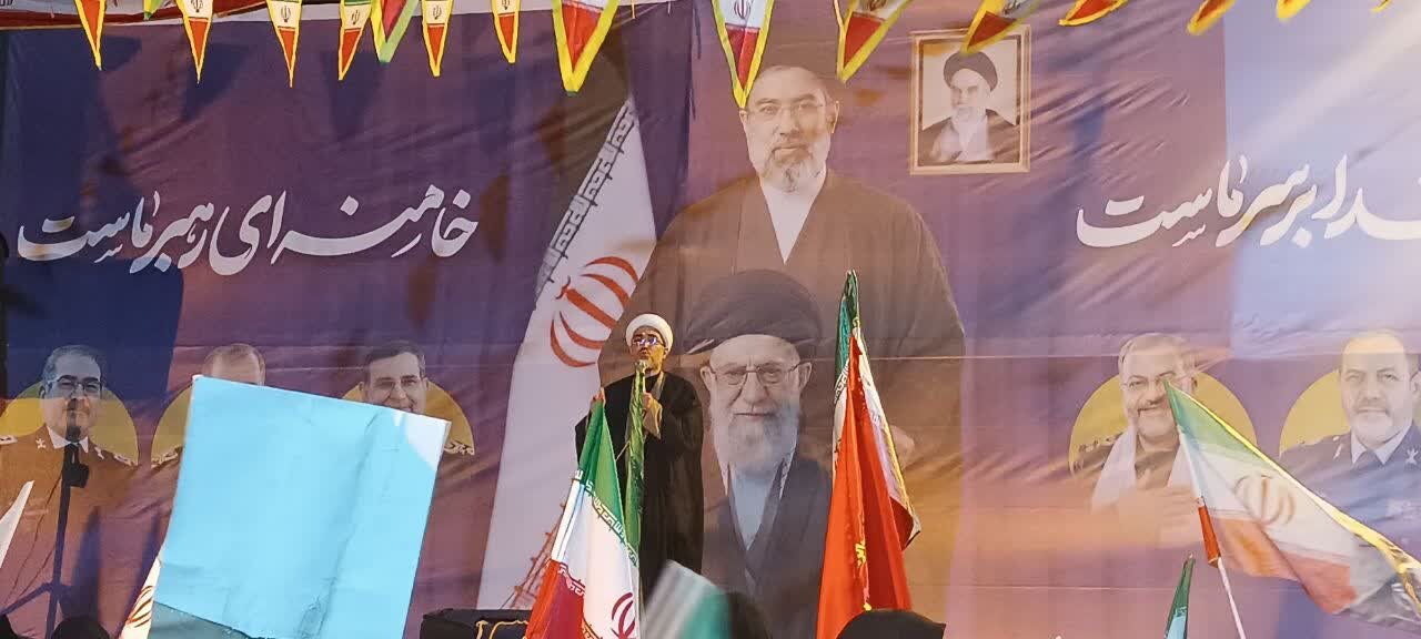 دشمنان با اسلام علوی مردم ایران مشکل دارند نه با اسلام اموی