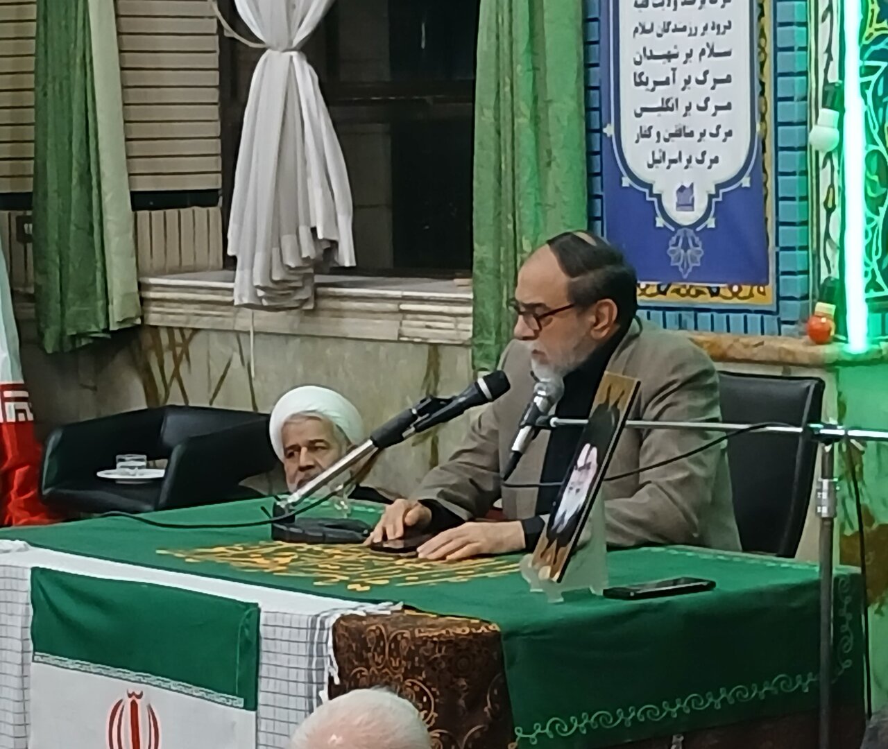 مقاومت ایران نگاه ملت‌های جهان را جلب کرده است