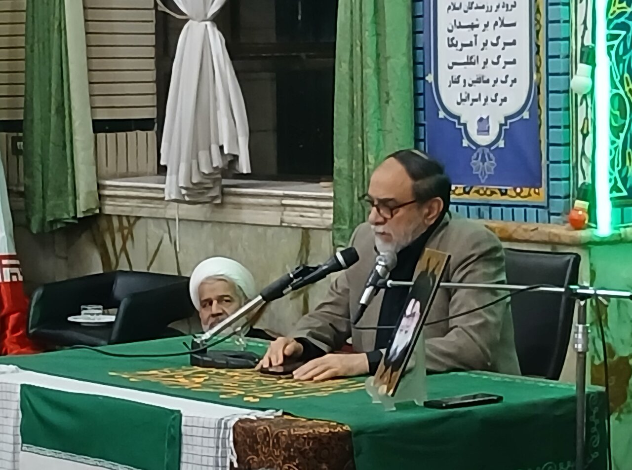 مقاومت ایران نگاه ملت‌های جهان را جلب کرده است