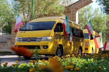اعزام گروه‌های جهادی به مناطق آسیب‌دیده نشانگر همدلی ملت است