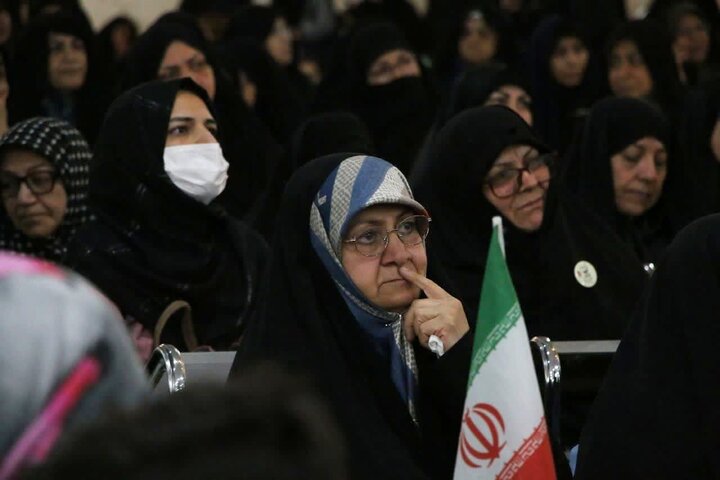 تصاویر/ ویژه‌برنامه اربعین شهدای دانش‌آموز میناب و رهبر شهید در دامغان