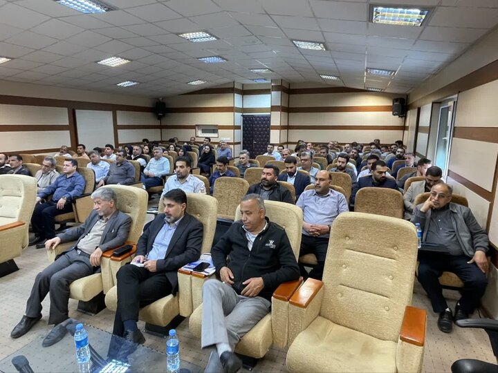 جلسه اداری شهرداری نوشهر