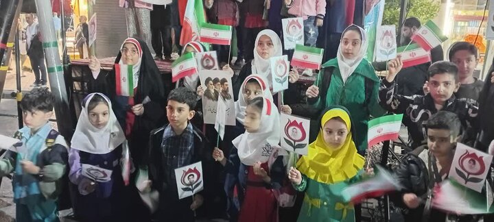 اجرای طرح «همکلاسی شهدای میناب»
