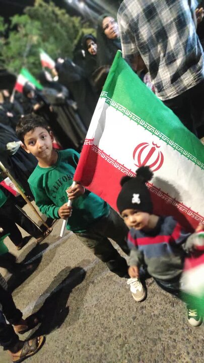 تصاویر/ حضور پرشور دهه نودی‌ها در سی و پنجمین اجتماع مردمی سفیدشهر در حمایت از وطن