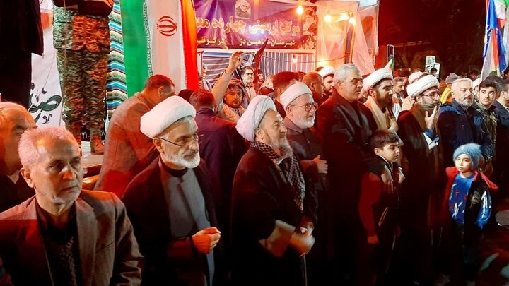 تصاویر/ اجتماع مردم ولایت مدار شهرستان شاهین دژ در حمایت از رهبر معظم انقلاب اسلامی در سی و ششمین شب متوالی