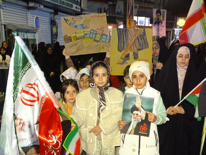 تصاویر/ استمرار حمایت های مردمی از نظام اسلامی و نیروهای مسلح در شهرستان چهاربرج