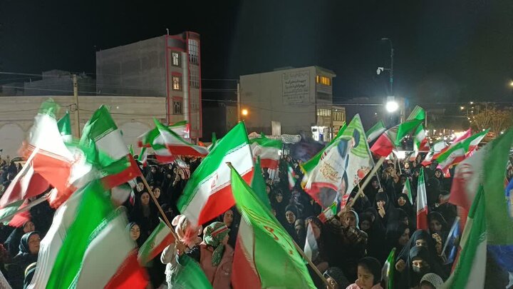 تصاویر/سی و پنجمین گردهمایی مردم شریف شهر مامونیه در میدان امام حسین علیه‌السلام