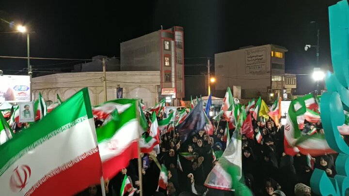 تصاویر/سی و پنجمین گردهمایی مردم شریف شهر مامونیه در میدان امام حسین علیه‌السلام