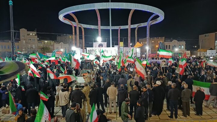 تصاویر/سی و پنجمین گردهمایی مردم شریف شهر مامونیه در میدان امام حسین علیه‌السلام