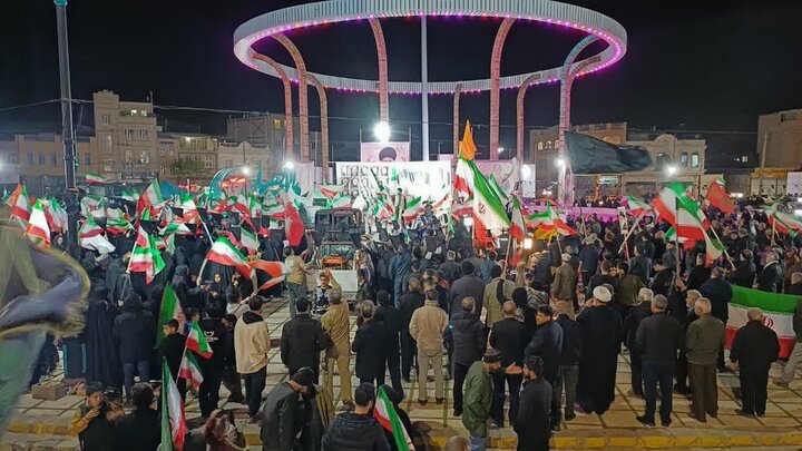 تصاویر/سی و پنجمین گردهمایی مردم شریف شهر مامونیه در میدان امام حسین علیه‌السلام