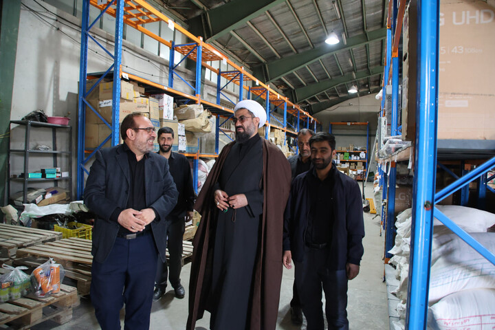 بازدید امام جمعه همدان از انبارهای سازمان جمع‌آوری و فروش اموال تملیکی استان