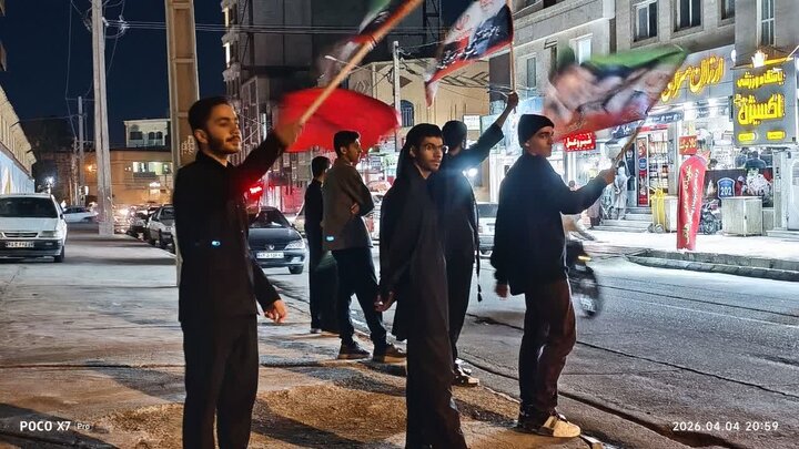 تصاویر/ حضور طلاب مدرسه علمیه الزهرا(س) زاهدان در بیعت با رهبری