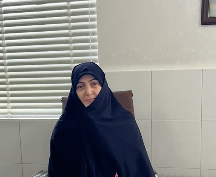 مدارس علمیه خواهران با تربیت طلاب بصیر و توانمند، نقش مهمی در حضور مؤثر در صحنه ایفا می‌کنند