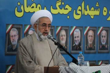 فیلم| امام‌جمعه پیرانشهر: ما مردم کرد از مرزهای میهن اسلامی دفاع خواهیم کرد