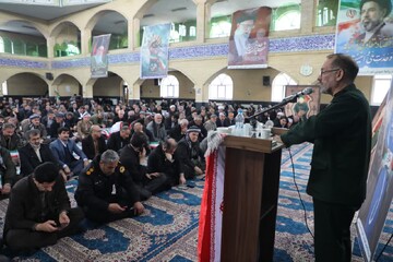 تصاویر/ مراسم بزرگداشت امام شهید امت اسلامی و شهدای گرانقدر جنگ رمضان در مسجد جامع شهر پیرانشهر