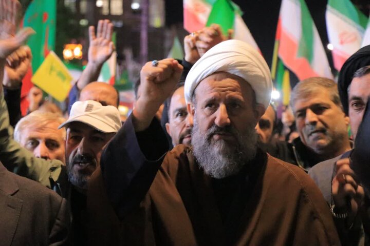 تصاویر/ خیابان‌های قرچک در شب سی و ششم