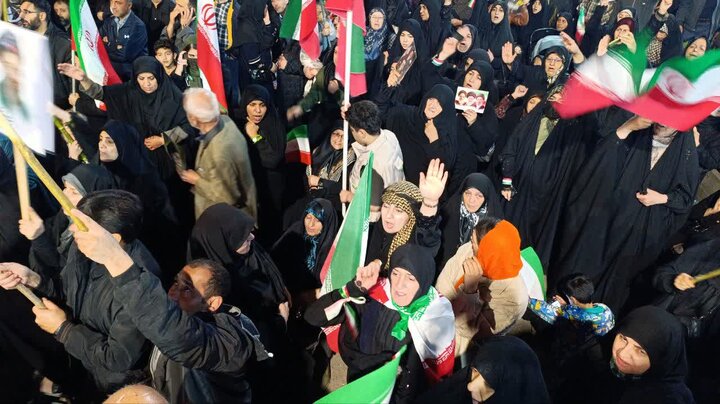 حماسه مردمی شهرستان آمل در شامگاه شانزدهم فروردین