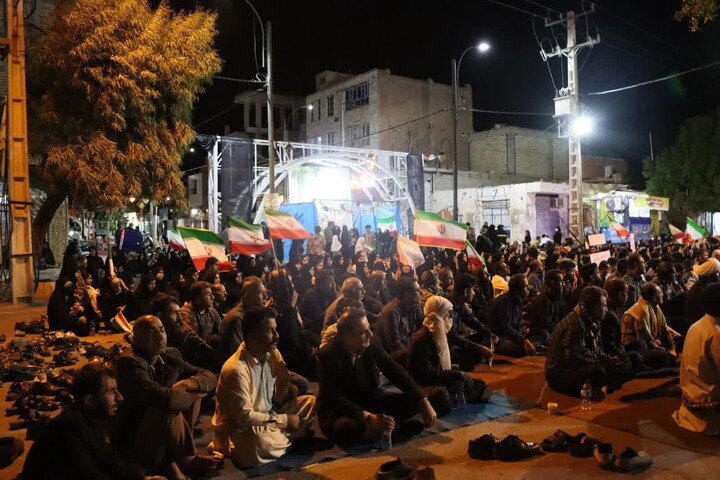 تصاویر/حضور مردم شهرستان قلعه گنج در شب سی ششم