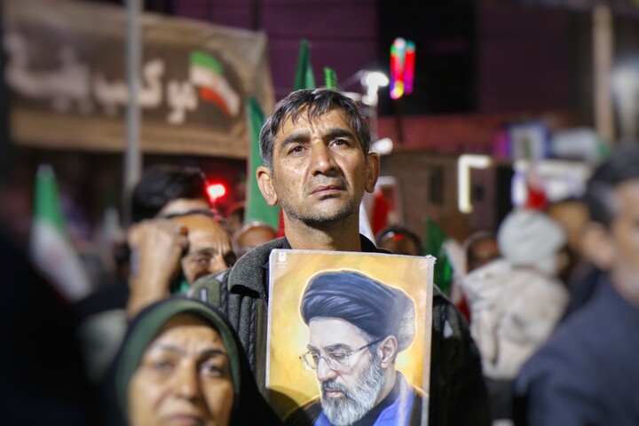 تصاویر/حضور کرمانی ها در شب سی ششم-میدان کوثر