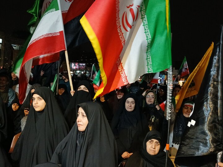 تصاویر/ سی وششمین اجتماعات مردمی در خیابان ها ومیدان های مشهدمقدس