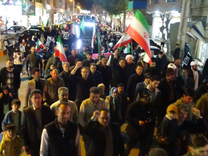 تصاویر/ اجتماع بزرگ مردمی در حمایت از ایران اسلامی  و تجدید بیعت با رهبر معظم انقلاب در شهرستان چهاربرج