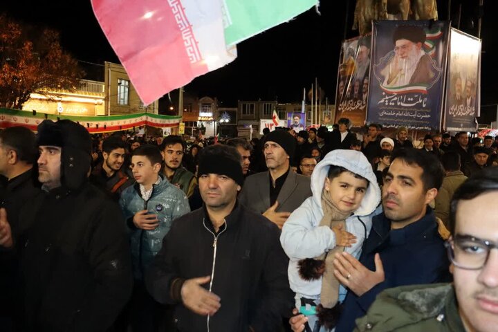 تصاویر/ تداوم حضور همیشگی، آگاهانه و منسجم مردم چالدران در حمایت از نظام اسلامی