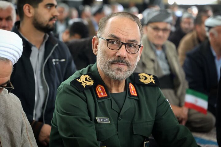 تصاویر/ مراسم بزرگداشت امام شهید امت اسلامی و شهدای گرانقدر جنگ رمضان در مسجد جامع شهر پیرانشهر