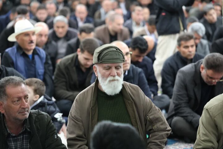 تصاویر/ مراسم بزرگداشت امام شهید امت اسلامی و شهدای گرانقدر جنگ رمضان در مسجد جامع شهر پیرانشهر