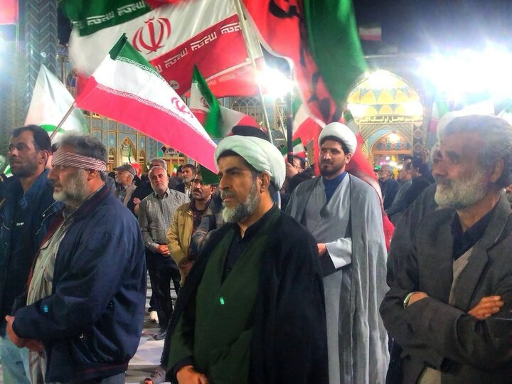 تصاویر/ حضور مدیر و معاونان حوزه علمیه منطقه کاشان در اجتماع پرشور شبانه مردم آران و بیدگل